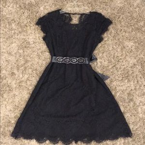 Jessica Simpson Belted Maternity Dress